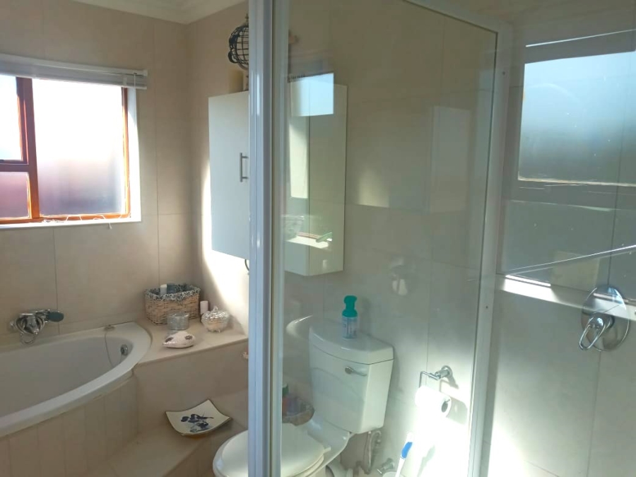 3 Bedroom Property for Sale in C Place Eastern Cape